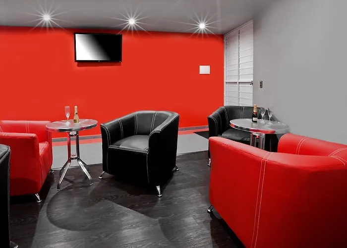 Eurosuites Oceania - Adults Only