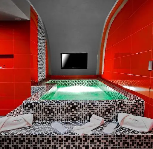 Love hotel Eurosuites Oceania - Adults Only